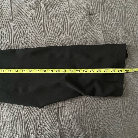 Black Jumpsuit - Banana Republic Factory - fits like a 2 - Picture 9 of 11